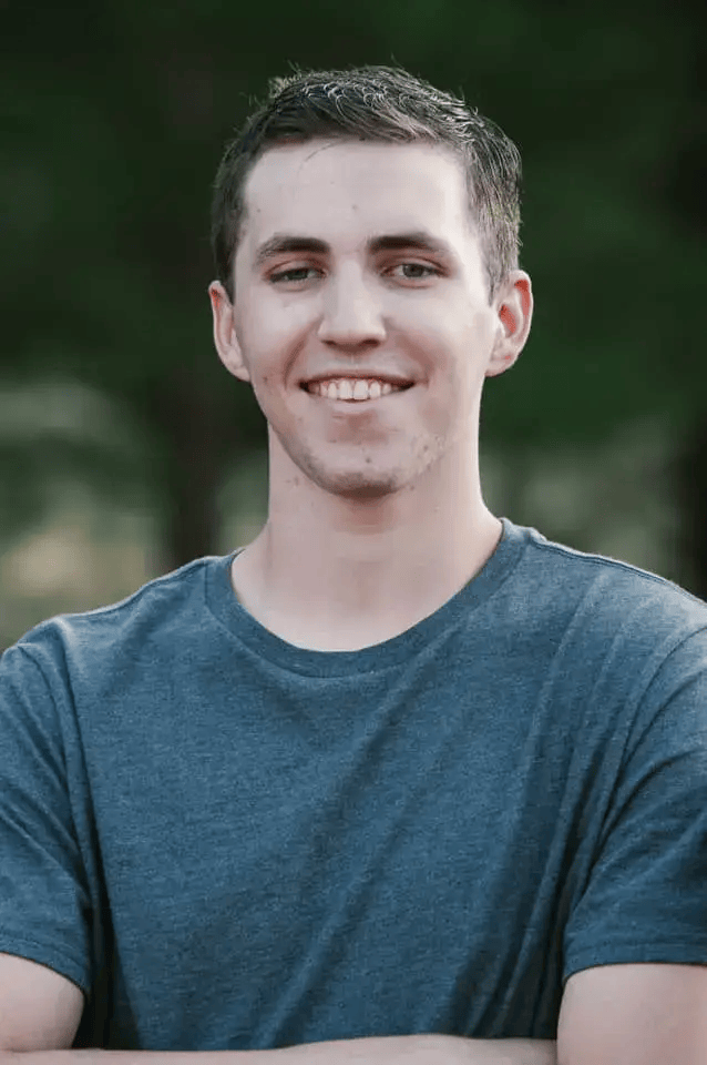 美州长：柯克案枪手不配合调查 作案动机尚不明确