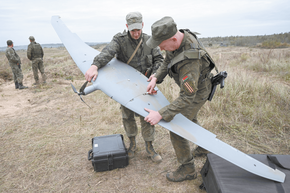 无人机“罗生门”事件持续发酵 滕建群：使地区局势复杂化