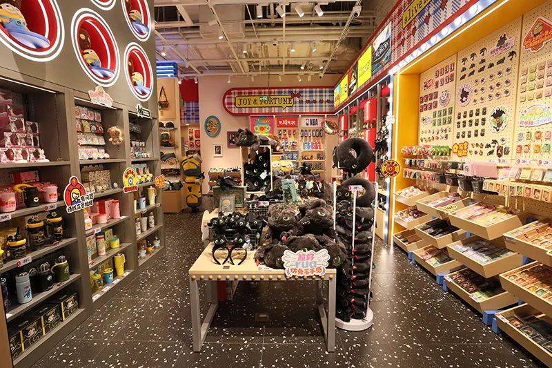 元隆雅图零售布局迈新步，元隆元创首店打造文化新目标