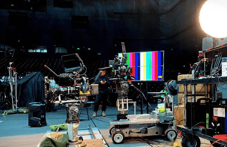 广电总局电视剧司召开网络故事片创作座谈会