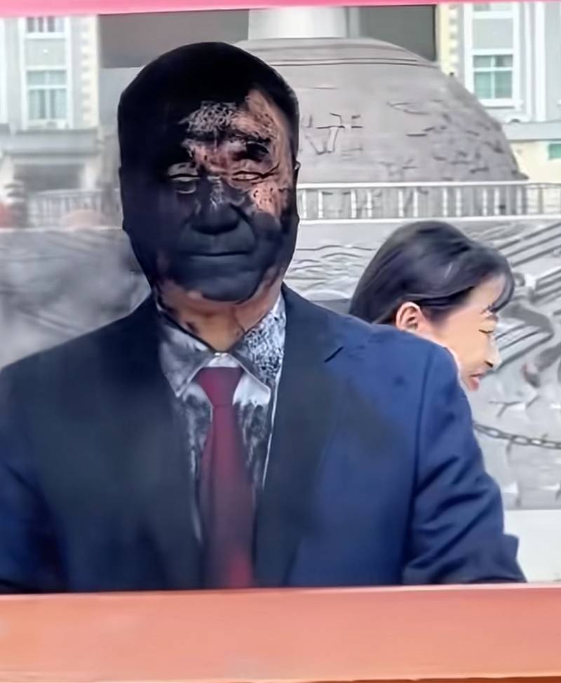 墨江文旅局长节日被抹黑脸!当地称已从锅底灰升为食品级材料