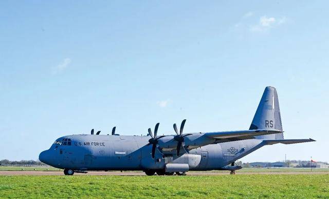 “浑身是血”的美军上校,15分钟转移了