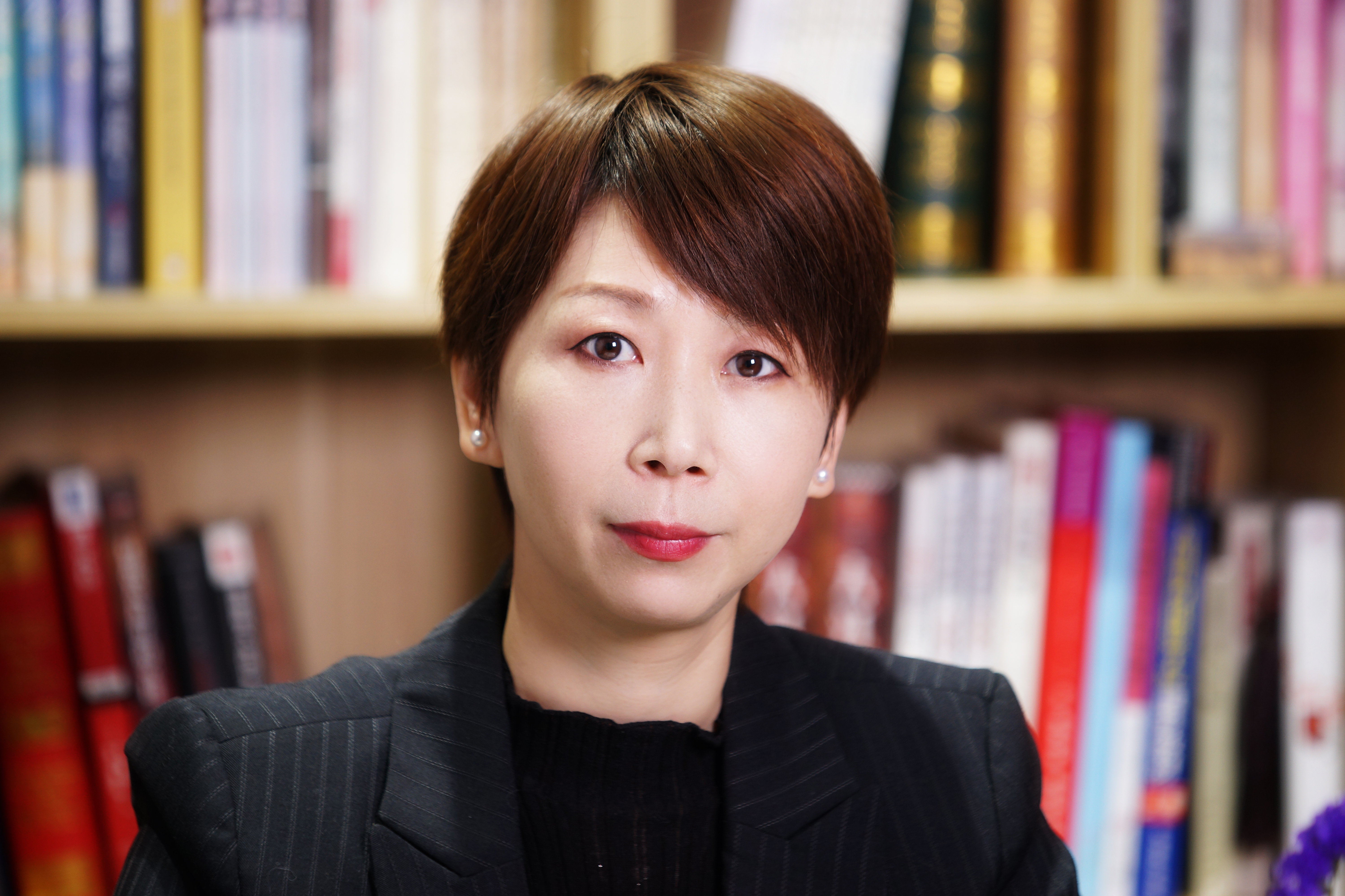 东吴证券女(东吴证券女首席~凡) 东吴证券女(东吴证券女首席~凡)